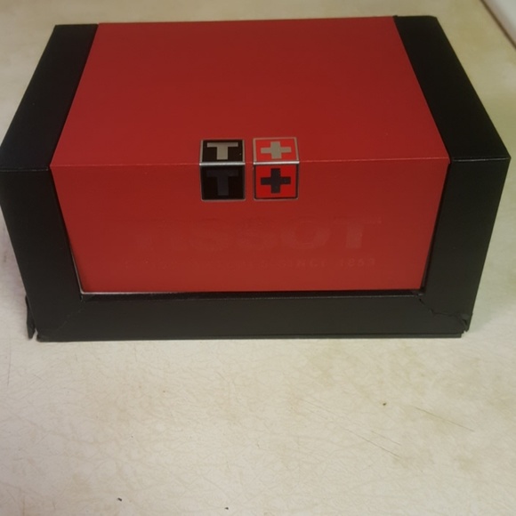 PRICEDROPPED Brand New!! Tissot T-trend for women! - Picture 2 of 7